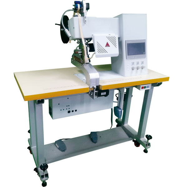AT-211 Seamless Overlapping Machine for Seamless Garments
