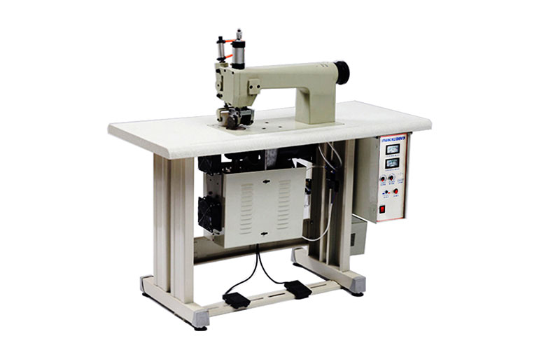 Bonding Machines for Seamless POLO shirt