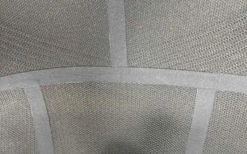 overlapping machine for seamless underwear